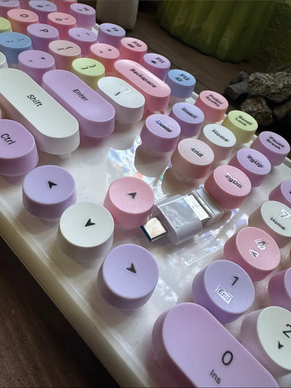 Ubotie pastel tones